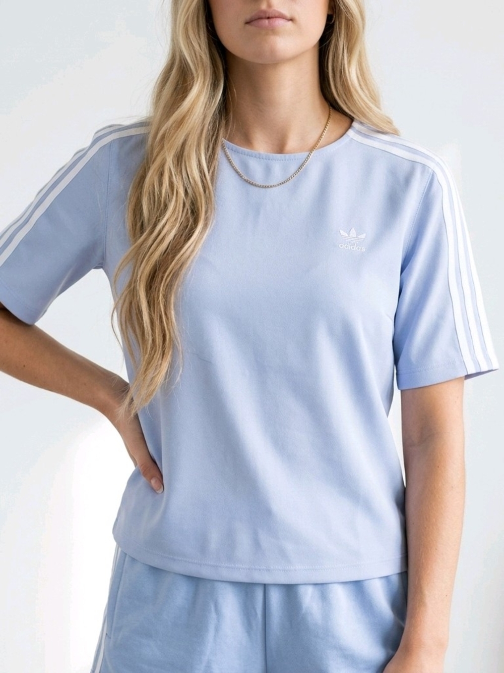 Adidas Originals 3 Stripe Baby Blue Top Trefoil Logo Size M